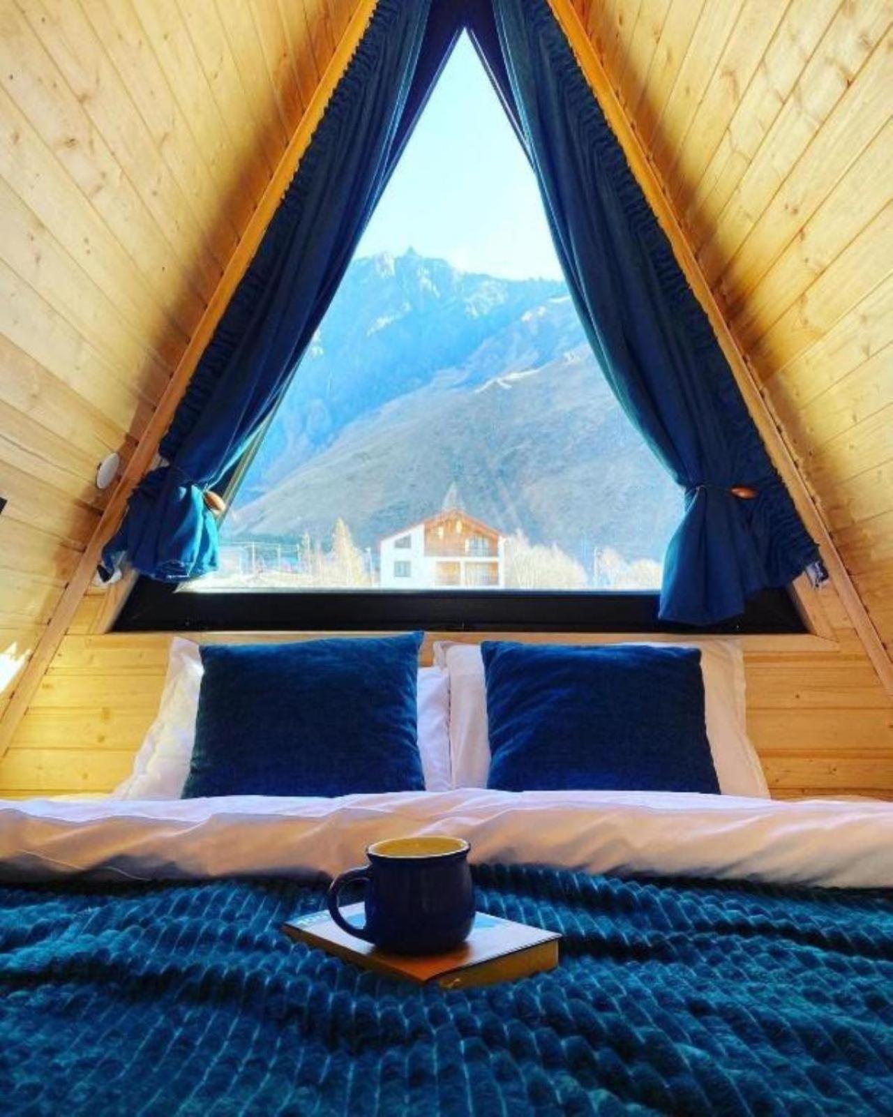 Отель Pyramid Kazbegi Экстерьер фото